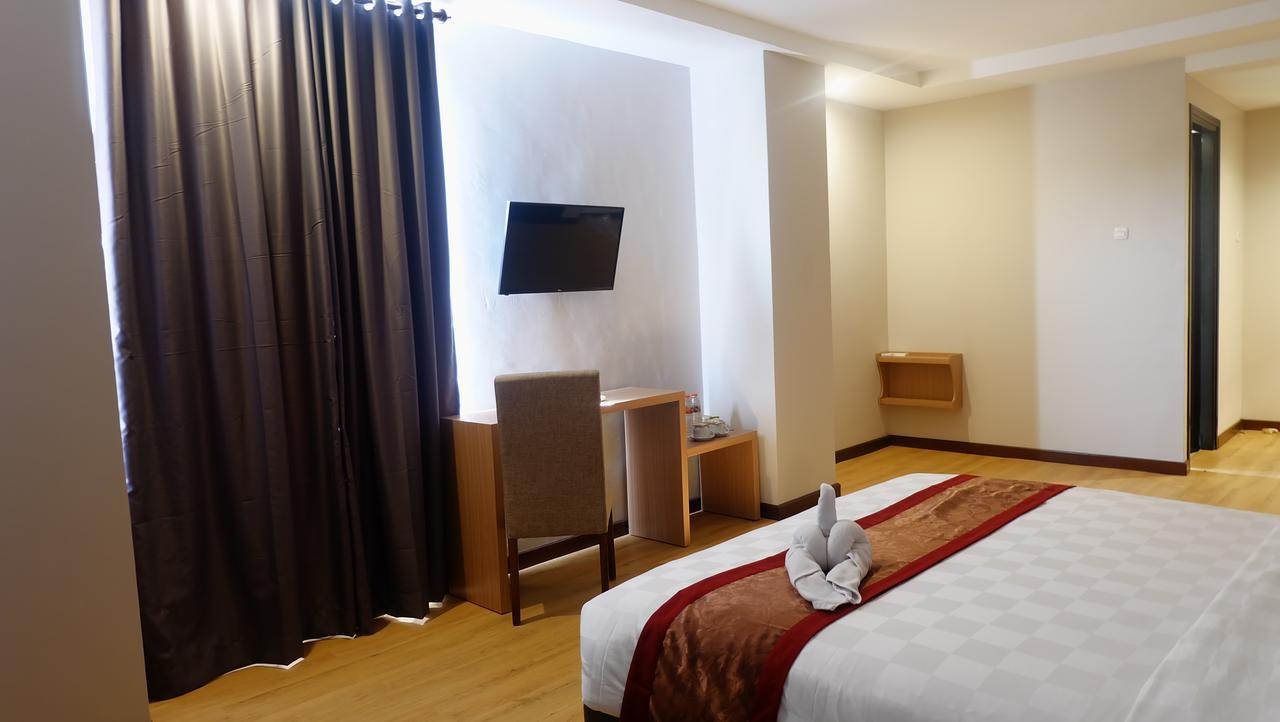 Syariah Radho Hotel Sengkaling Malang Ngoại thất bức ảnh